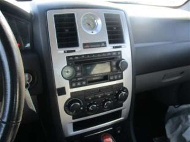 2007 Chrysler 300 AWD C 4dr Sedan